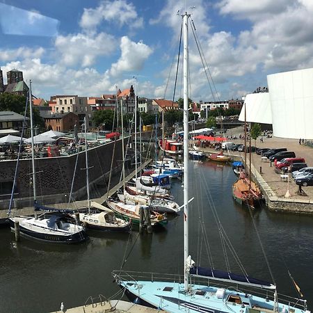 Hotel Kontorhaus Stralsund Exterior photo